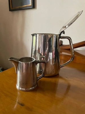 Set vintage cafetiera si letiera argintate