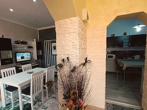 Casa de vânzare,Radauti zona centrala