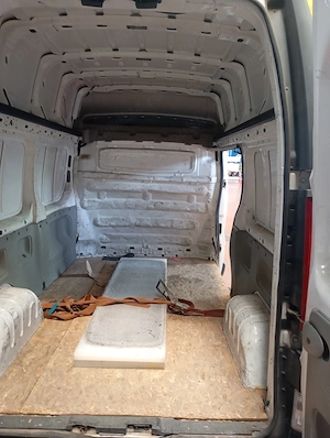 Renault Trafic - Autoutilitara - imagine 8