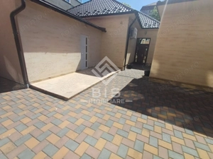 Spatiu comercial modern,  235mp + 2 anexe, zona Nord - imagine 10