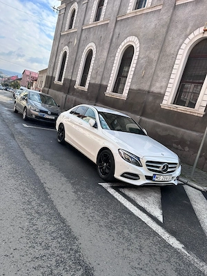 Vând Mercedes C Class 220000 km,ofer la cerere raportul... - imagine 5
