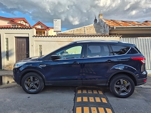 Ford Kuga 2.0 4x4 consum mic - imagine 5