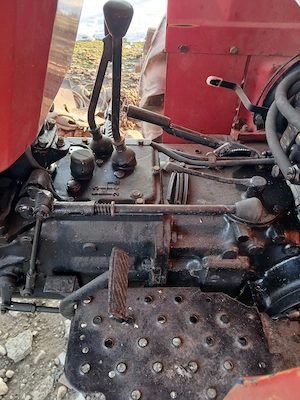 Vând tractor U445 an 2001 - imagine 5