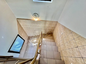 De inchiriat | CUG | 128 mp | 160 mp curte | 8 locuri de parcare | Birouri-Firma-Showroom - imagine 5