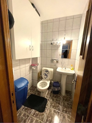 Apartament decomandat 4 camere 2 bai 2 balcoane 79 mp 5 10 ostroveni - imagine 8