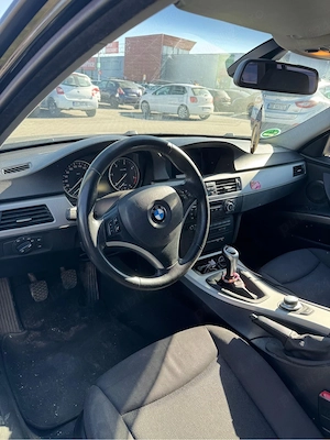 Bmw E91 320d - imagine 4