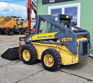 mini incarcator New Holland S170 - imagine 6