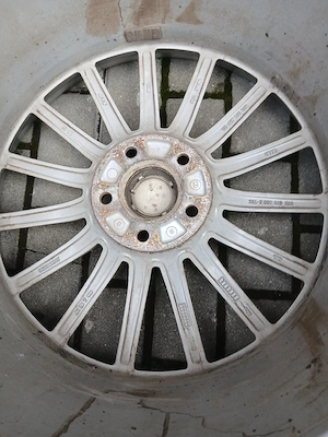 vind genti audi pe 19 - imagine 2