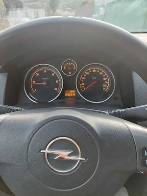 Vând Opel Astra H 2005 1.7 CDTI 101 CP - imagine 2