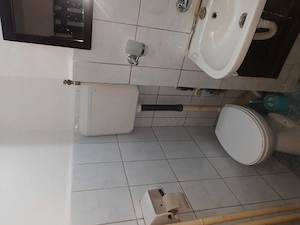 Închiriez garsoniera confort. I mobilată și utilata, zona deosebită  - imagine 7