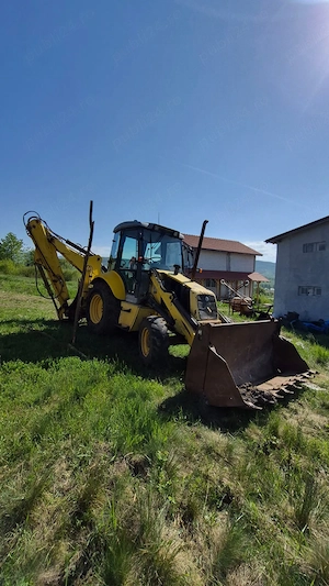 Buldoexcavator New Holland LB95B-4PT din anul 2008 - imagine 7