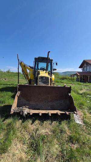 Buldoexcavator New Holland LB95B-4PT din anul 2008 - imagine 8