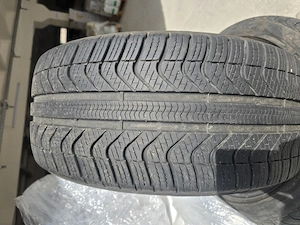 vand cauciucuri all season, Continental, dimensiune 225/45/17. rulate 5000 km. pret 1250 ron - imagine 4