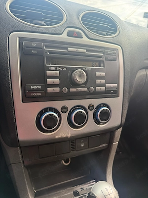 FORD FOCUS 1,6 Benzina . Euro 4 . Inmatriculat + fiscal,  pret 500 euro FIX  - imagine 7
