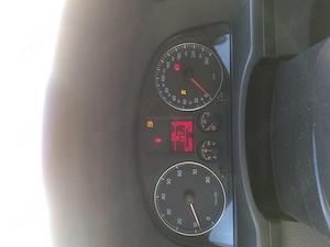 VW CADDY 2.0 MAXI (XL) Benzină an 2009, 7 locuri - imagine 7