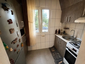Apartament 2 camere, etaj 1 - zona Cetate - imagine 4