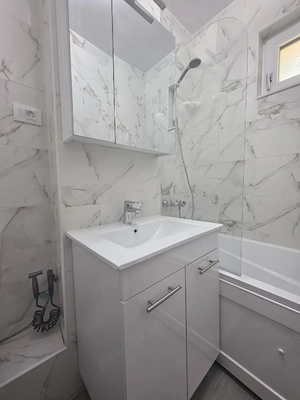 Persoană fizică  apart 2 camere 55.8mp zona  Piața Voievozilor  - imagine 6