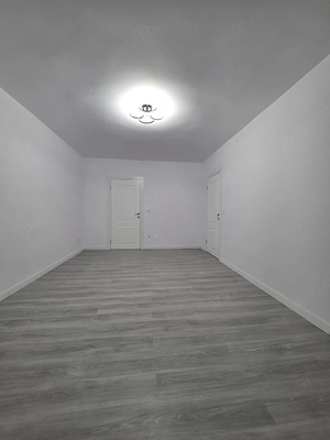 Persoană fizică  apart 2 camere 55.8mp zona  Piața Voievozilor  - imagine 3