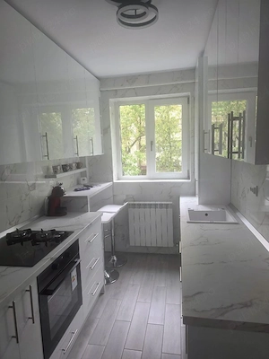 Persoană fizică  apart 2 camere 55.8mp zona  Piața Voievozilor  - imagine 7