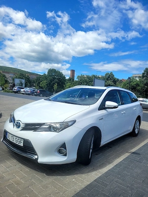 Toyota Auris Hybrid,baterie inlocuita,cutie automata,camera