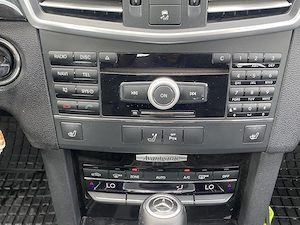 Mercedes e 220 cdi 170 cp automat avantgarde  panoramic rar efectuat  - imagine 8