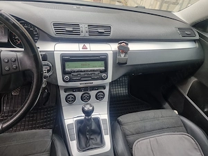 Vând Volkswagen Passat B6 4Motion, motor 2.0 TDI Common Rail CBAB - imagine 6