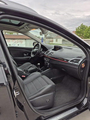 Renault Megane Gt-Line an 2013 04  mot 1.5 DCI 110 cp Euro 5 - imagine 10