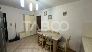 Apartament mobilat utilat 3 camere cu balcon zona Rahovei Sibiu - imagine 3