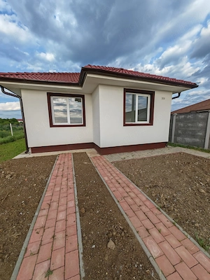 Casă nouă de vânzare Biharia