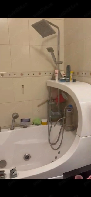 inchiriez vila 6 camere 300 metri la 2500 euro laminorului  - imagine 2
