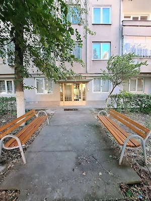 Apartament 3 camere, zona Catedralei, Podgoria