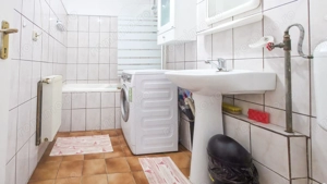 Oportunitate Unică: Casă cu 4 Camere, Curte Generoasă și Îmbunătățiri - imagine 8