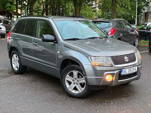 vand Suzuki Grand Vitara 1.9 4x4 - imagine 3