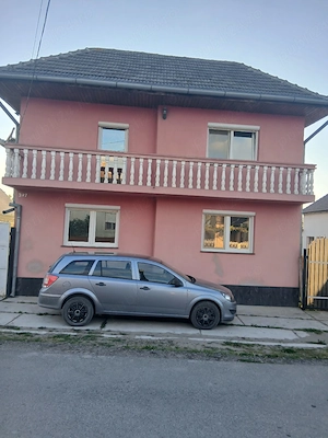 Casă de vânzare 