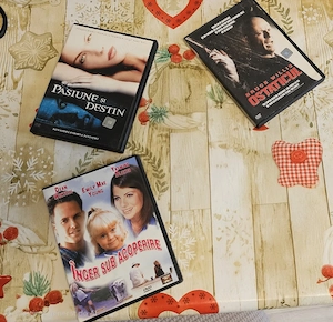 Filme pe DVD-uri cu hologramă