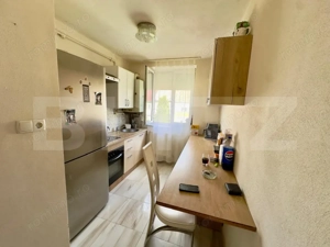 Apartament 2 camere, luminos și complet renovat, 46 mp, zona Cugir - Central - imagine 3