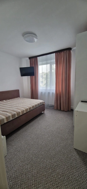    Apartament 3 camere decomandat de închiriat   Zona Nord (Matei Basarab), lângă Liceul Pedagogic - imagine 5