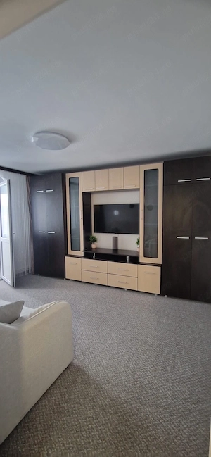    Apartament 3 camere decomandat de închiriat   Zona Nord (Matei Basarab), lângă Liceul Pedagogic - imagine 8