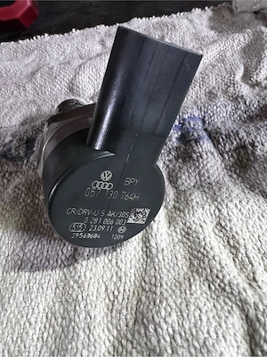Supapa control presiune combustibil rampa VW 2.0 TDI 