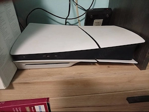 vând PS 5 
