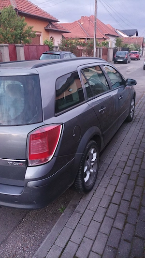 Opel Astra H Combi - 2005 - imagine 3