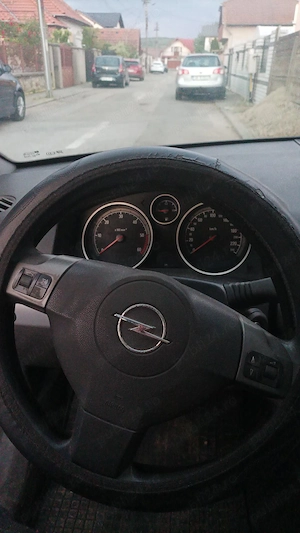 Opel Astra H Combi - 2005 - imagine 2