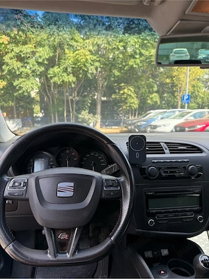 Seat Leon 2012 1.6 TDI 105cp - imagine 4