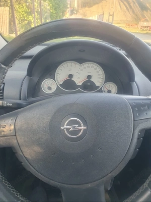 Opel Corsa 1.2 benzină  - imagine 4