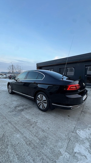 Volkswagen Passat GTE Plug-in Hybrid 1.4, 218 cp 2018   2019 DSG - imagine 9