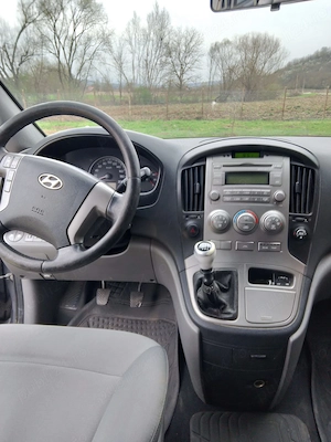 Hyundai H1 2.5 Diesel   8 locuri   2 - imagine 7