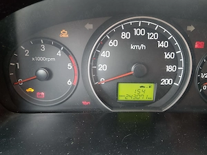 Hyundai H1 2.5 Diesel   8 locuri   2 - imagine 5