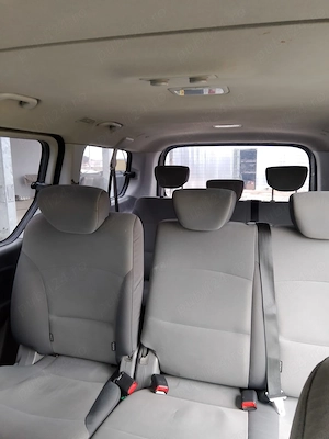 Hyundai H1 2.5 Diesel   8 locuri   2 - imagine 8