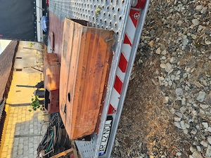 Vând set capote pt Tractor UTB 650 - imagine 2
