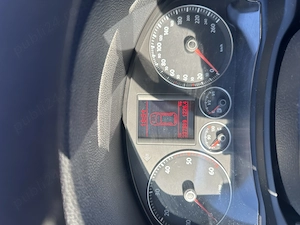 Vând VW GOLF V an fabricație 2009 motor 1,9TDI - imagine 4